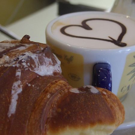Bed and Breakfast Residenza I Ciclamini Roma Exterior foto