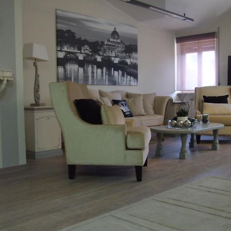 Bed and Breakfast Residenza I Ciclamini Roma Exterior foto