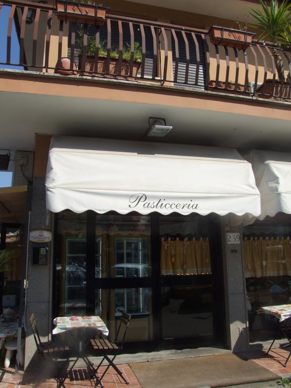 Bed and Breakfast Residenza I Ciclamini Roma Exterior foto