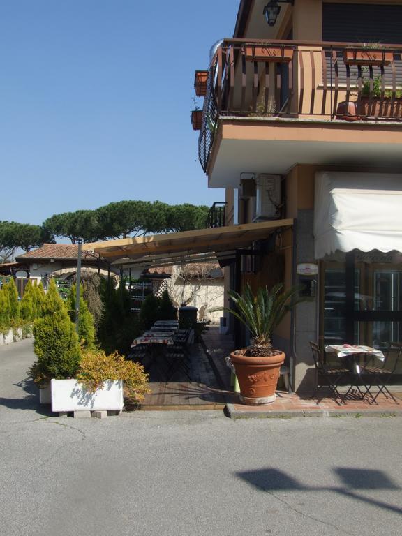Bed and Breakfast Residenza I Ciclamini Roma Exterior foto